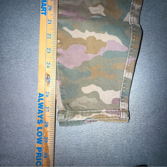 Anthropologie Girls high rise button fly camo utility camo slim pants 29 - Picture 3 of 12